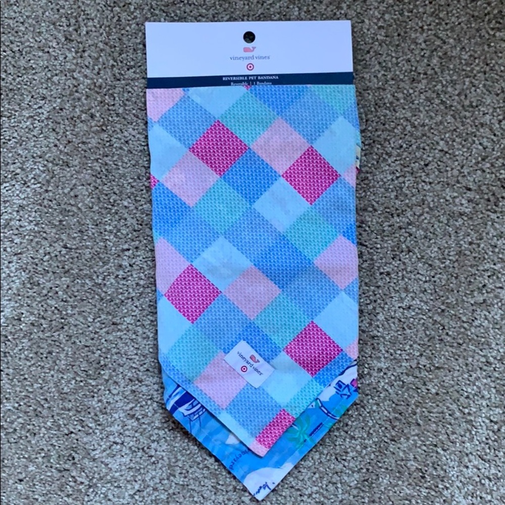 Reversible pet bandana